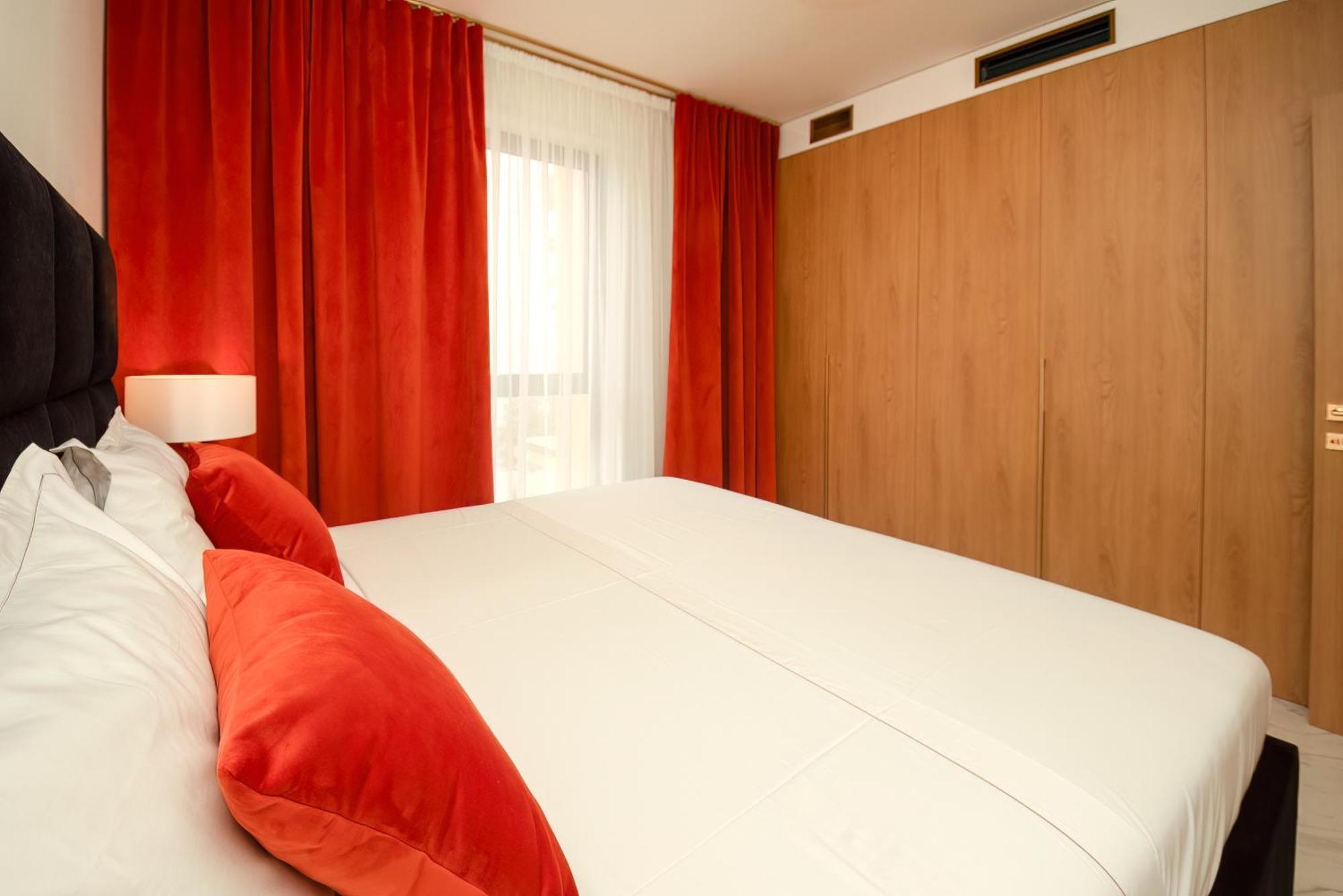 Mediterana Art Deco Resort (Adults Only) 希贝尼克 外观 照片