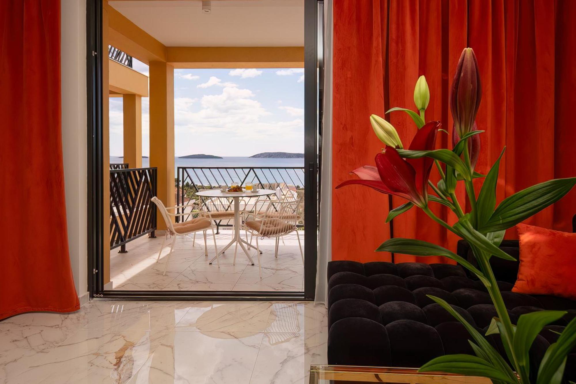 Mediterana Art Deco Resort (Adults Only) 希贝尼克 外观 照片