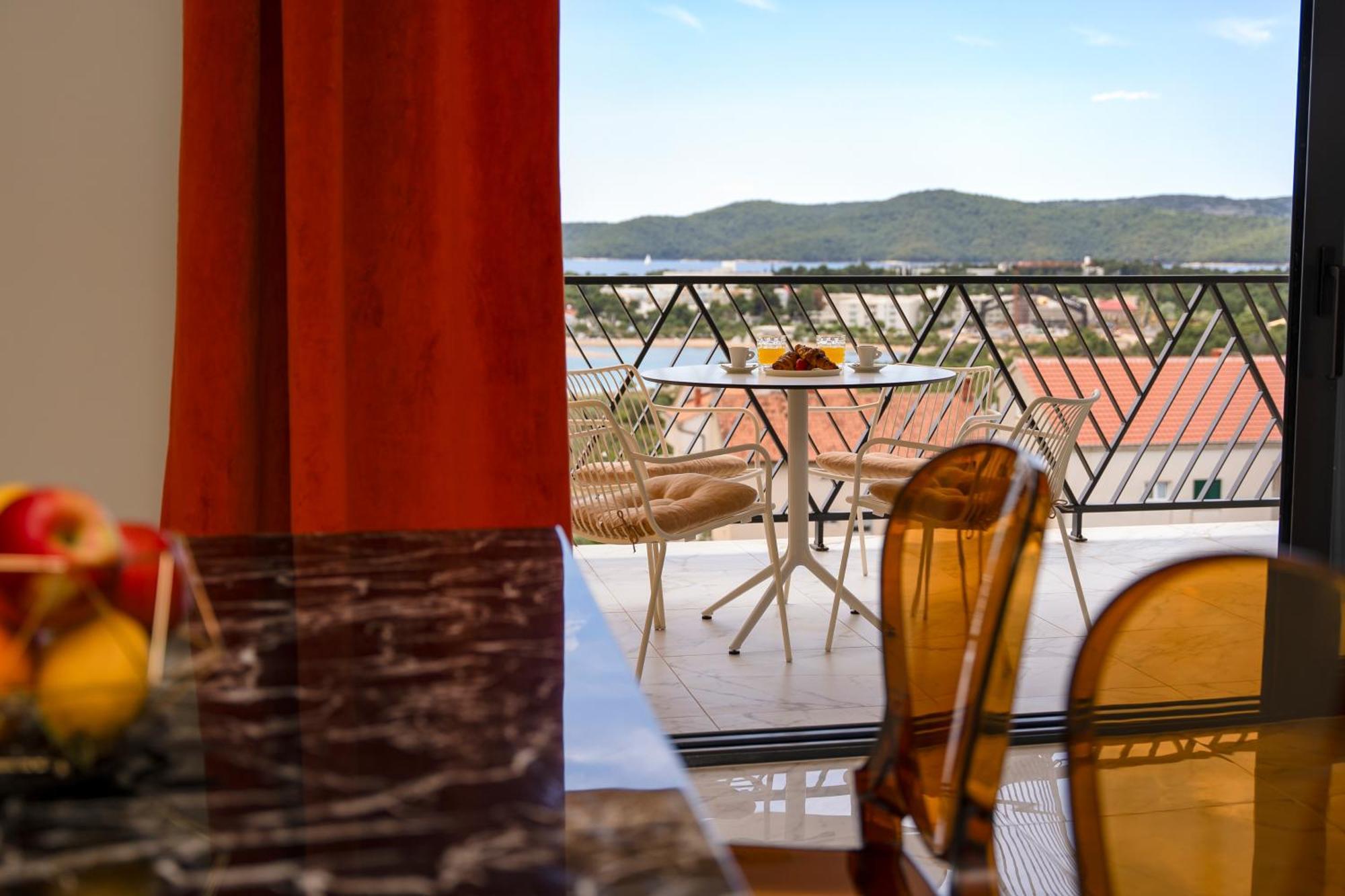 Mediterana Art Deco Resort (Adults Only) 希贝尼克 外观 照片